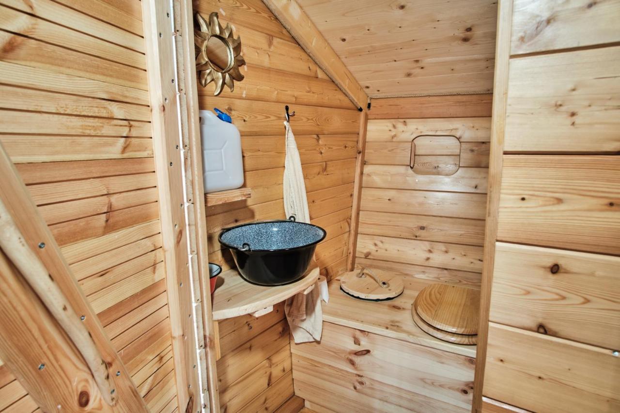 Treehouse Kremilek Villa Jesenice  Exteriör bild